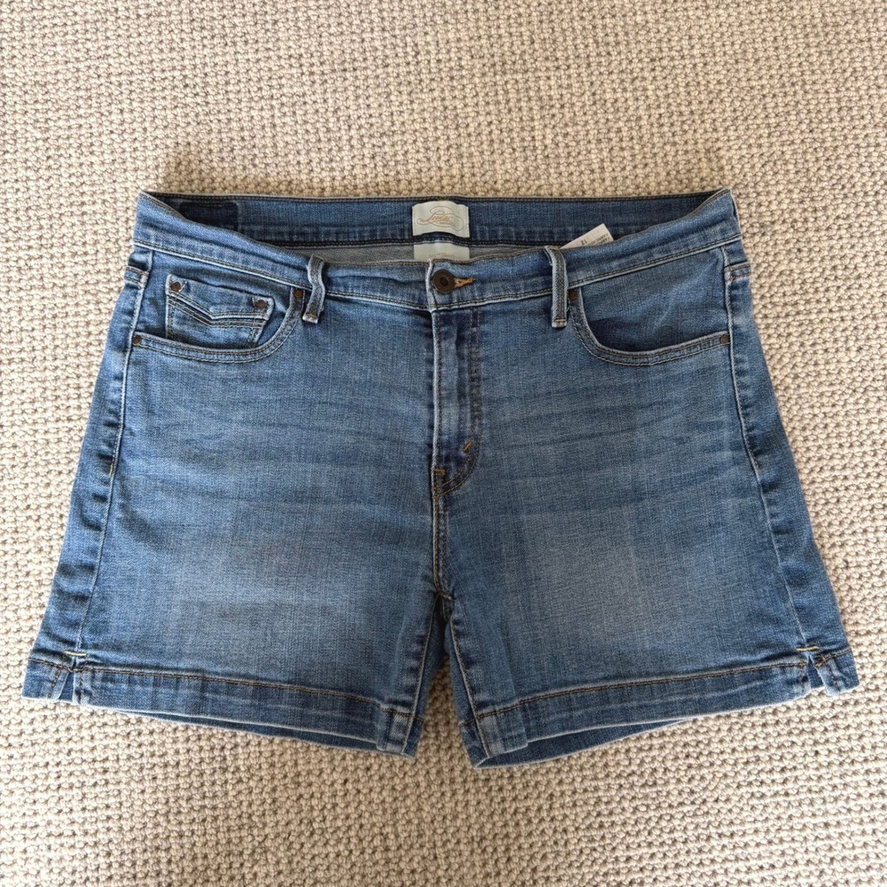 Levis 515 Mid Rise Denim Shorts Womens 12 Medium‎ Wash Blue Jean Shorts